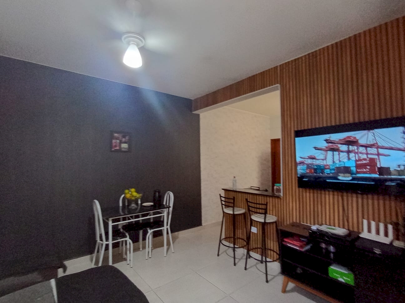 Imagem imóvel Casa Residencial - Lado Pista