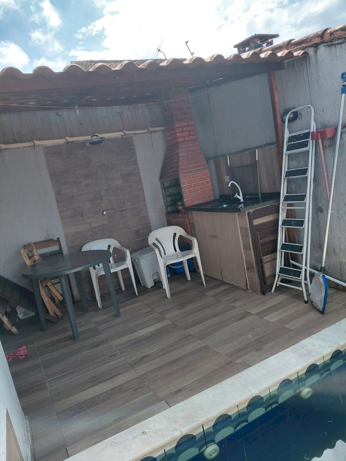 Imagem imóvel Casa Residencial - Lado Pista