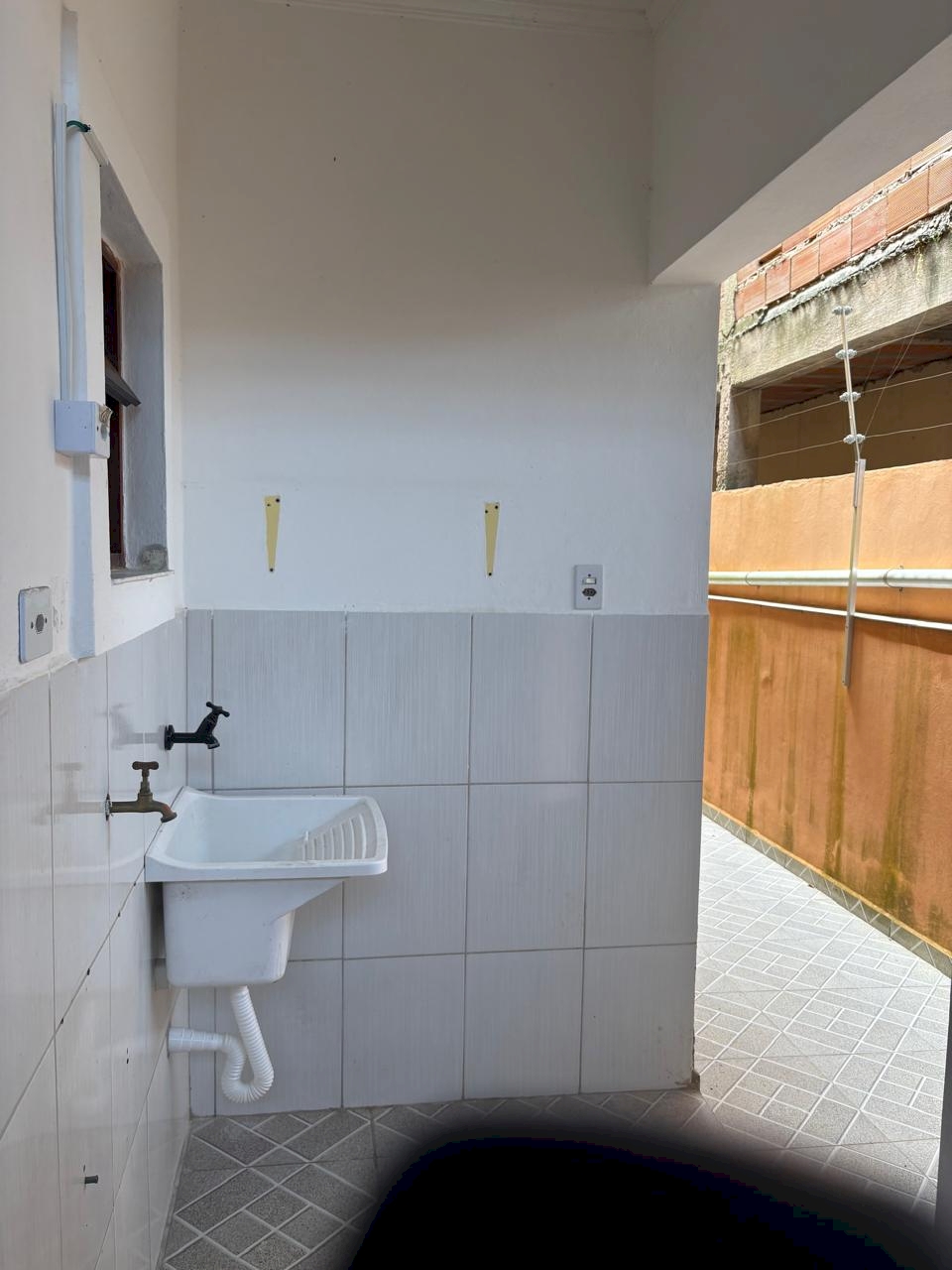 Imagem imóvel Casa Residencial - Lado Pista