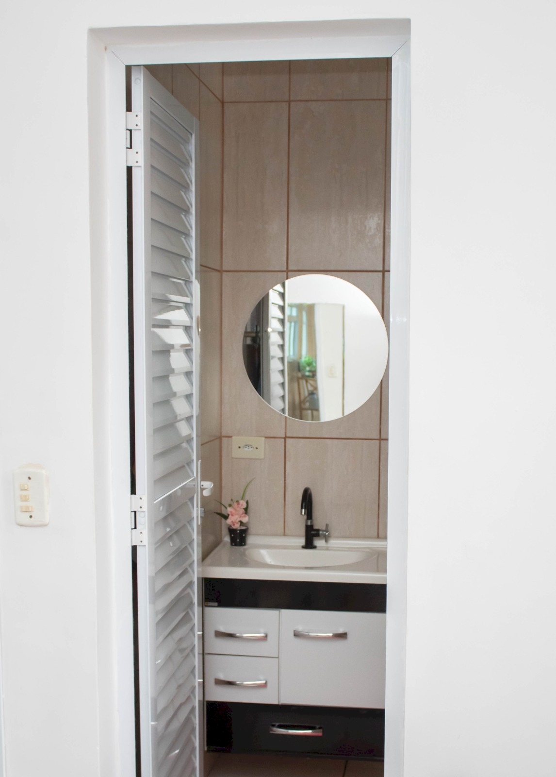 Imagem imóvel Casa Residencial - Lado Pista