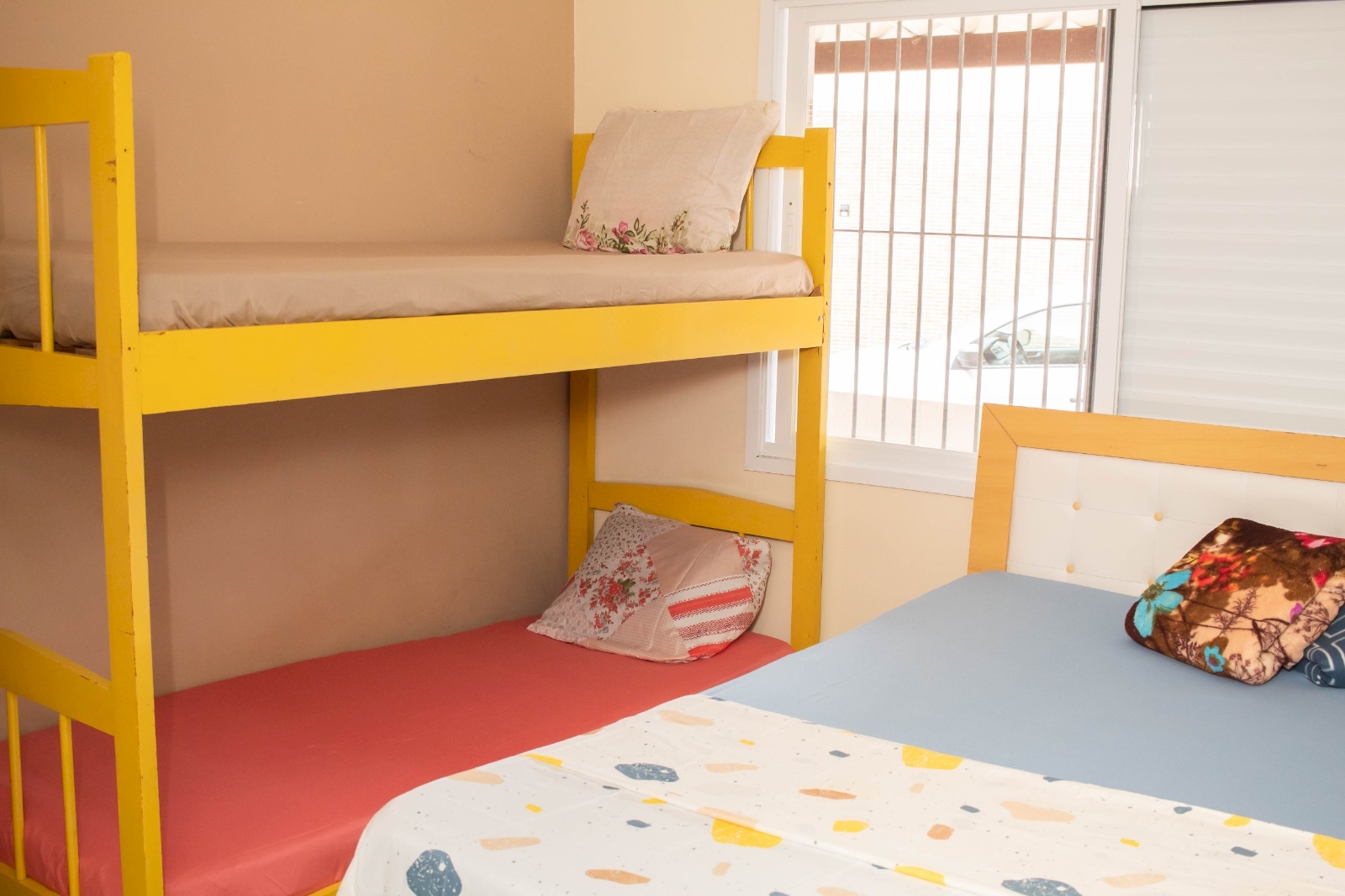 Imagem imóvel Casa Residencial - Lado Pista