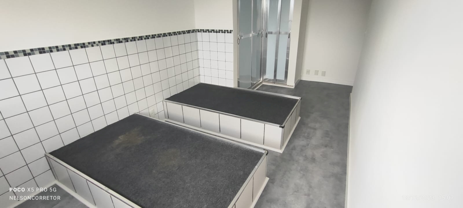 c12f83ff10230e2099d277d7f3c13e32.jpg