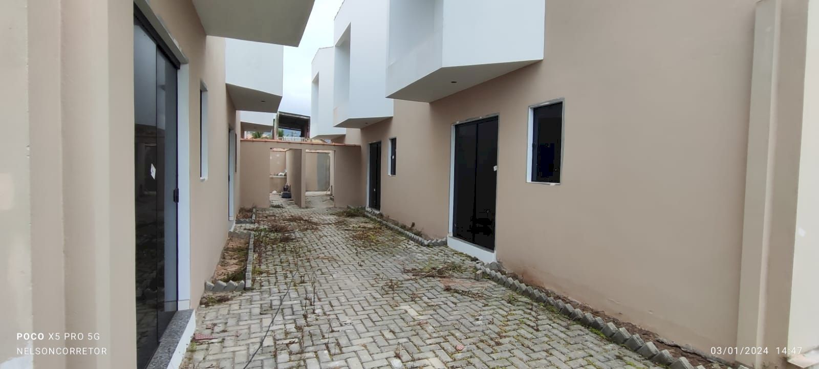 Sobrado Residencial- Lado Praia