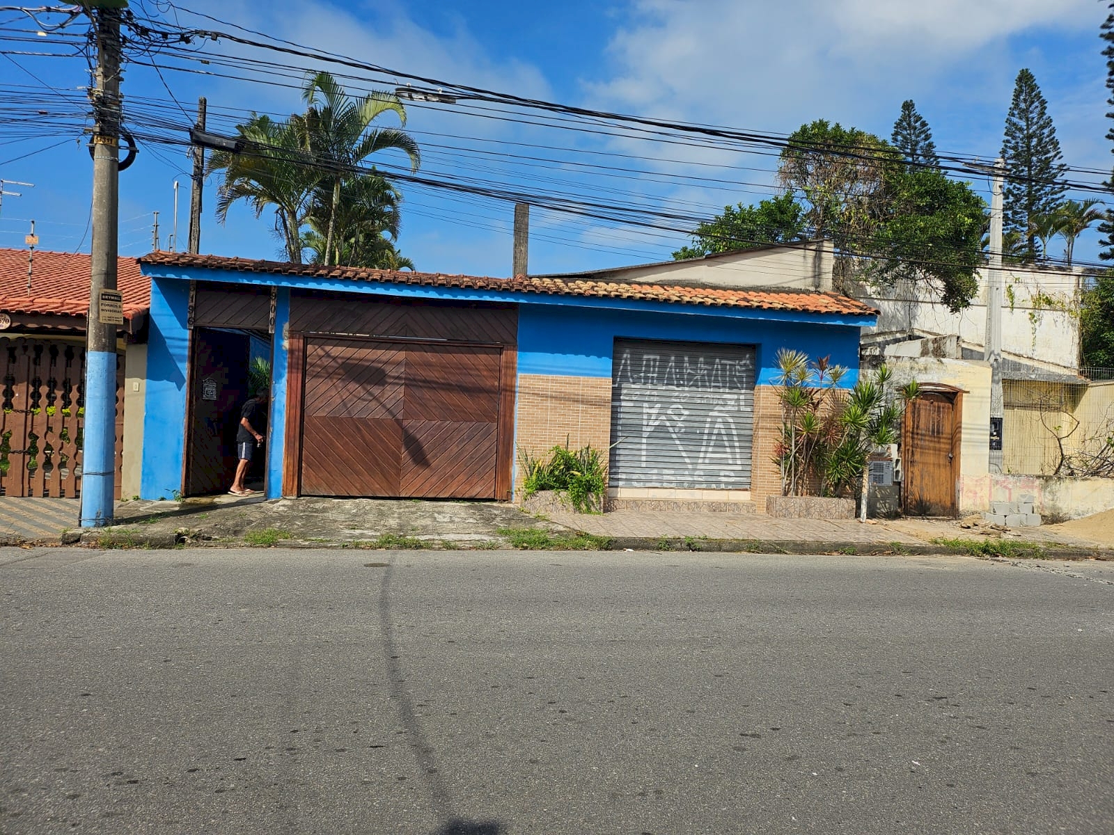 1041097ab6b1aad35f8d942346dc9c85.jpg