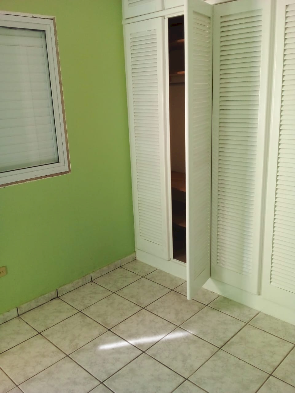665e5d8c919db38cbff9109cb5afab8f.jpg