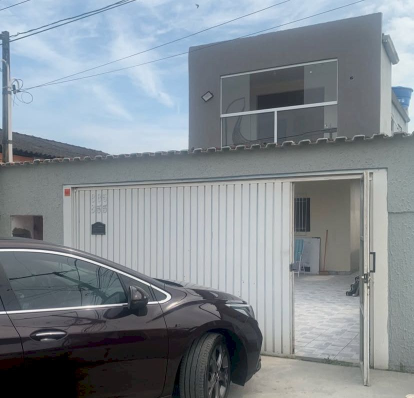 Sobrado com 2 dormitórios no bairro Jd Suarão