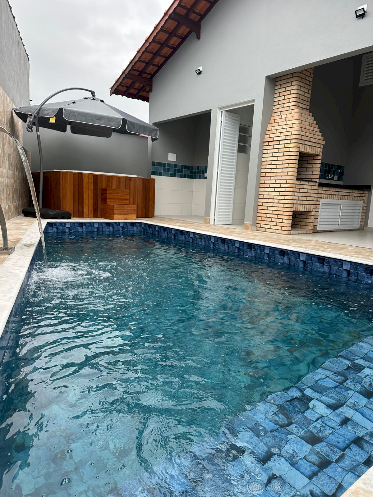 Casa Residencial - Ótima Localização