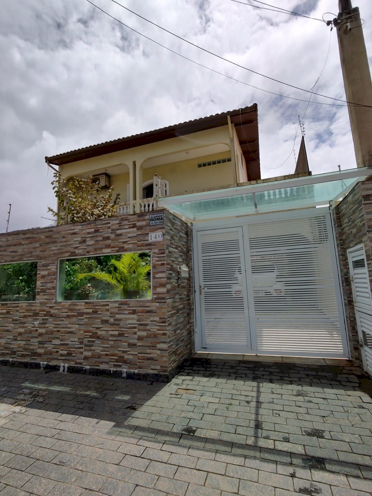 Sobrado Residencial - Lado Praia