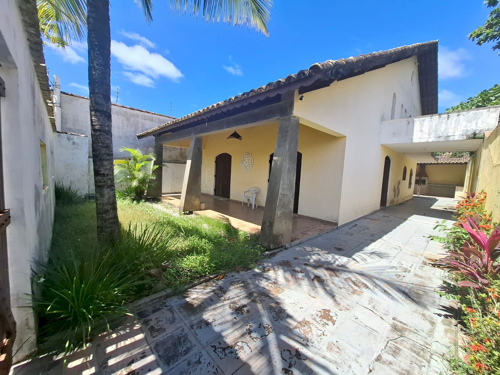 Sobrado Residencial - Lado Praia