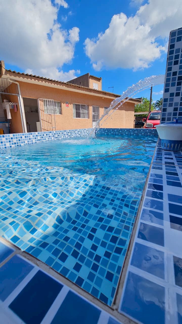 Casa Residencial - Lado Pista