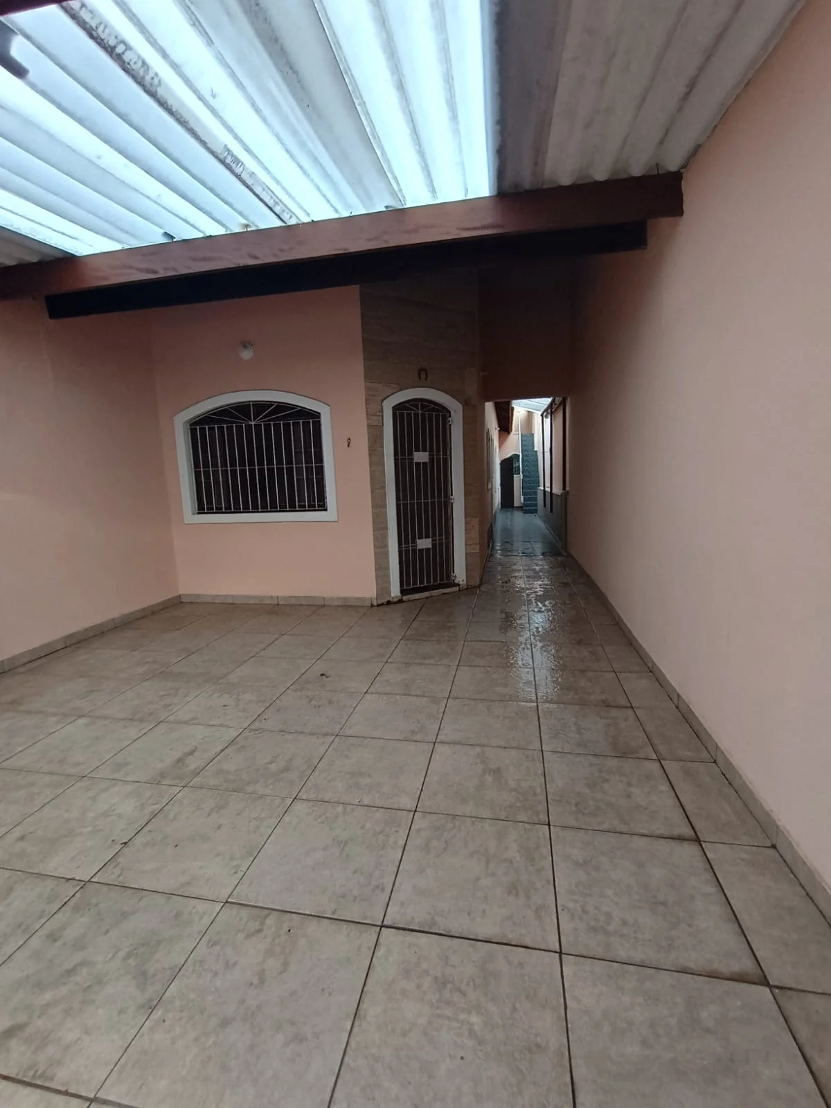 Casa com 3 dormitórios no bairro Nossa Dr do Sion