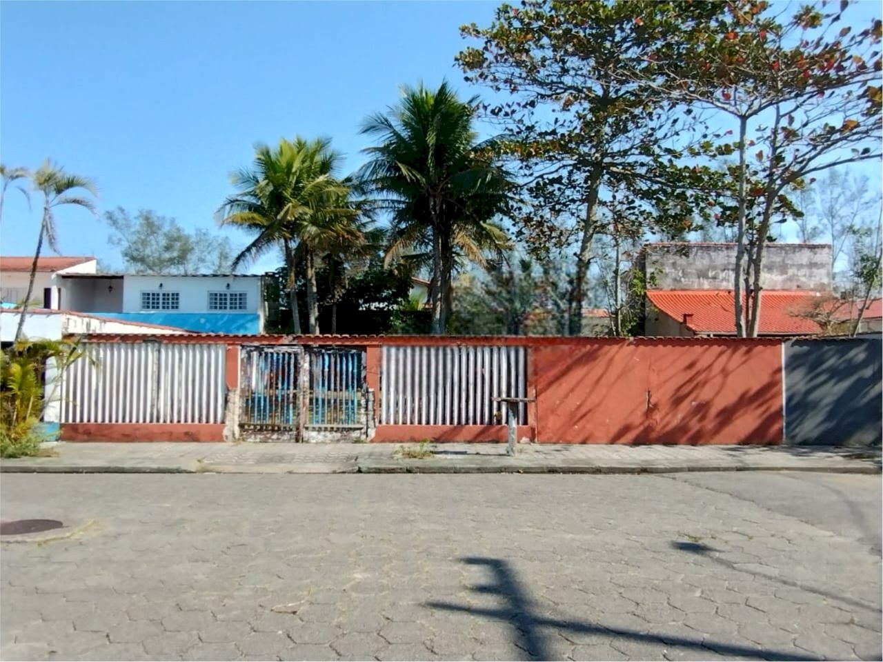 Terreno com 250m²