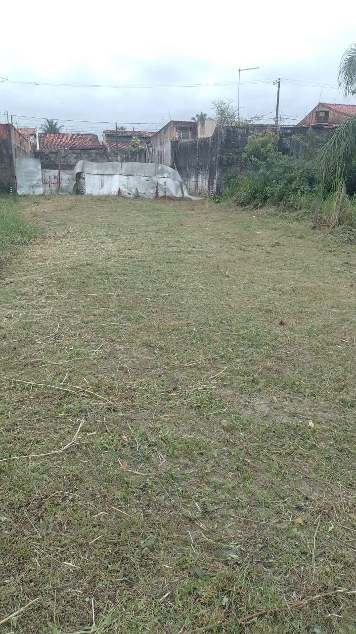 Terreno com 270m²