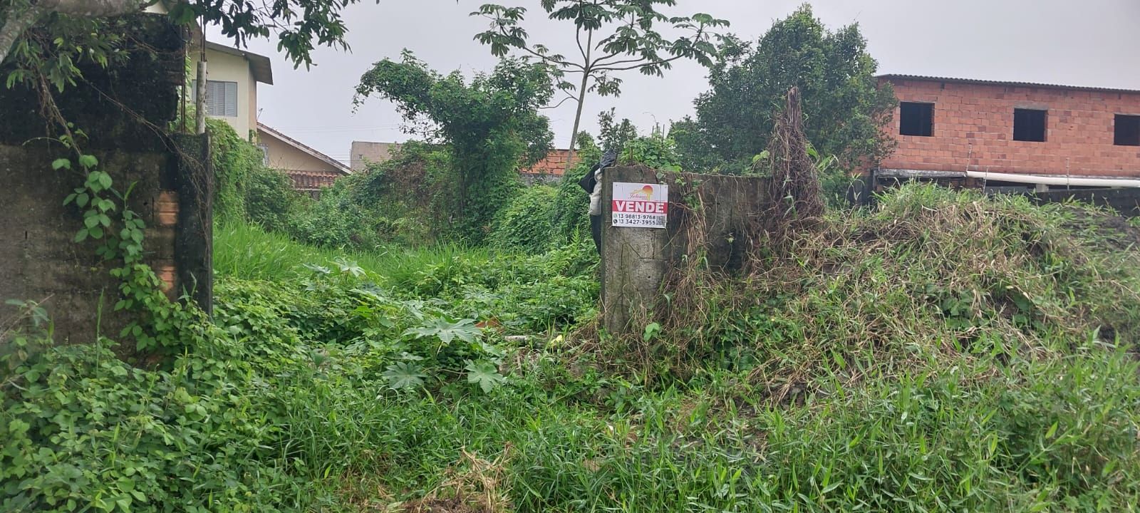 Terreno com 150m²