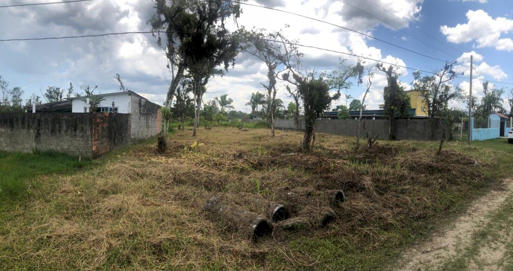 Terreno com 1000m²